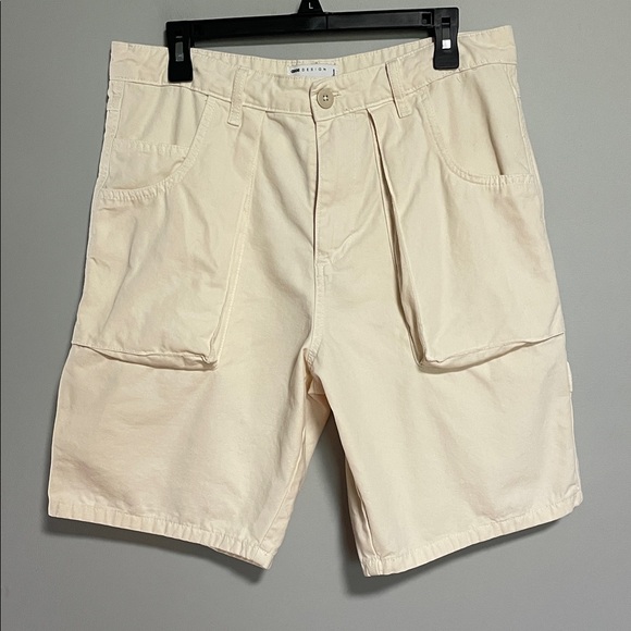 ASOS Men’s Cream Carpenter Denim Shorts Size 34 - Picture 1 of 6